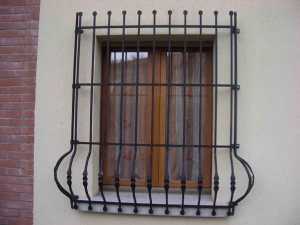 Inferriate-per-finestre-bologna-san-giovanni-in-persiceto-300x225.jpg